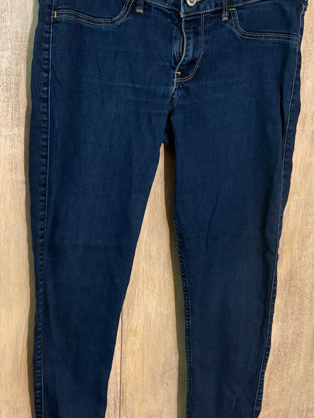 Hollister Dark Indigo Skinny Jeans size 9R